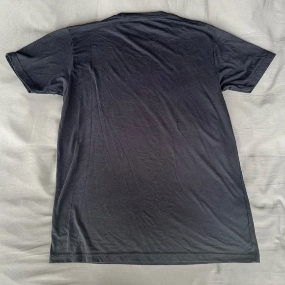 One Tree Hill Red Bedroom Records T-Shirt - Picture 2 of 6